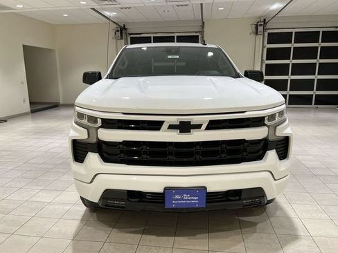 Used 2022 Chevrolet Silverado 1500 RST w/ Z71 Off-Road Package AWD/4WD image 8