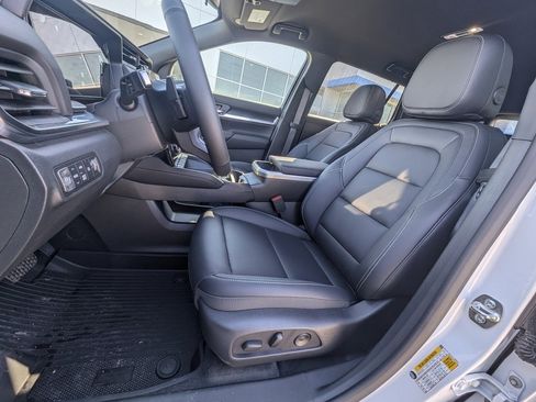 New 2026 GMC Terrain Elevation w/ Elevation Premium Package image 12