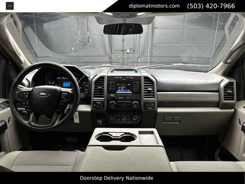 Used 2019 Ford F250 XL w/ Power Equipment Group image 25