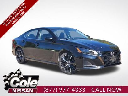 Used 2023 Nissan Altima 2.5 SR