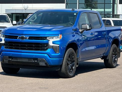 Used 2024 Chevrolet Silverado 1500 RST w/ Convenience Package II AWD/4WD image 8