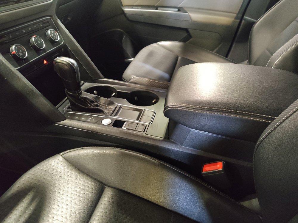 Used 2022 Volkswagen Atlas Cross Sport SE FWD image 26