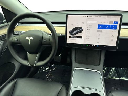 Used 2025 Tesla Model Y Long Range AWD/4WD image 56