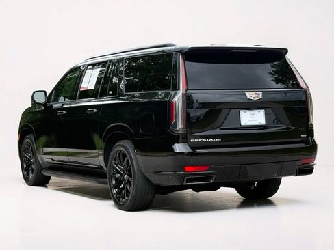 Used 2021 Cadillac Escalade ESV Sport Platinum AWD/4WD image 13