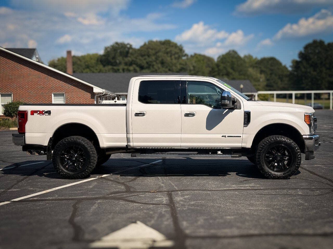 Used 2017 Ford F250 Lariat w/ Chrome Package AWD/4WD image 2
