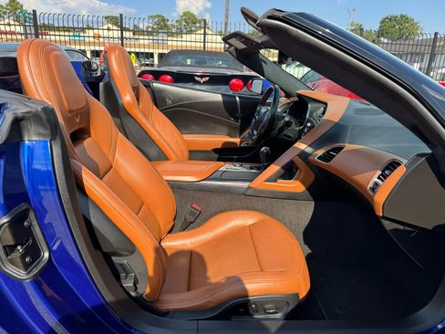 Used 2017 Chevrolet Corvette Stingray Convertible w/ 3LT Preferred Equipment Group image 24