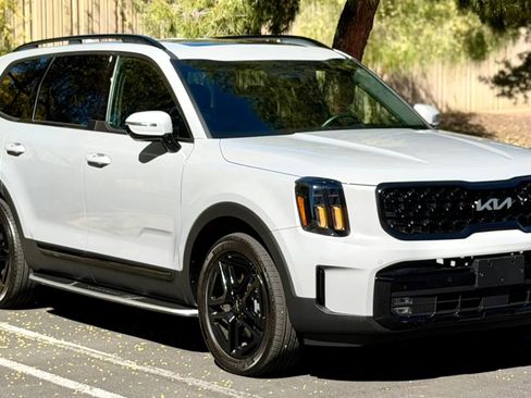 Used 2024 Kia Telluride SX Prestige X-Line image 1