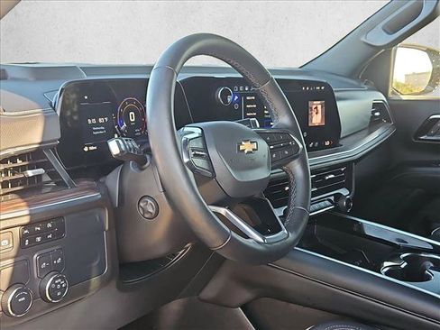 Used 2025 Chevrolet Tahoe Premier RWD image 10