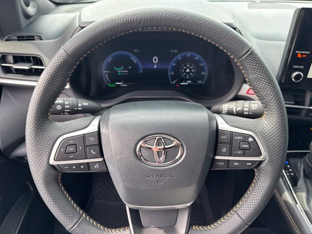 Used 2026 Toyota Sienna XLE Woodland Edition AWD/4WD image 20