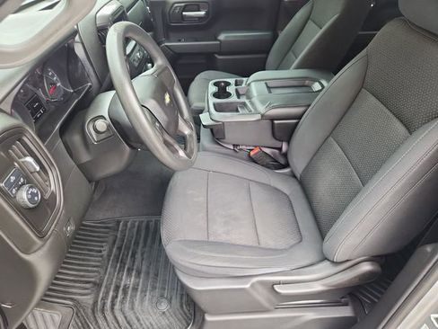 Used 2020 Chevrolet Silverado 1500 Custom w/ Custom Value Package RWD image 17