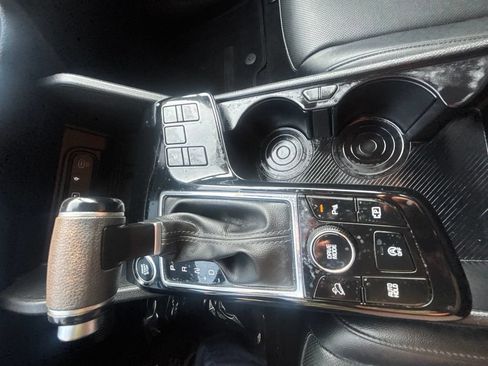 Used 2024 Kia Sportage EX FWD image 21