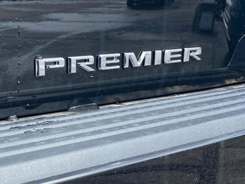 New 2026 Chevrolet Suburban Premier w/ Sun And Tow Package AWD/4WD image 3