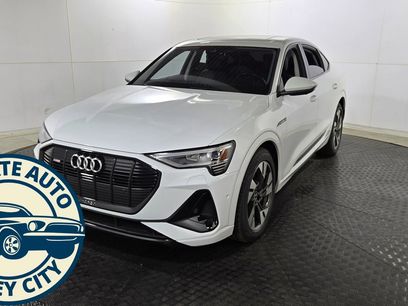 Used 2022 Audi e-tron Premium w/ Convenience Plus Package