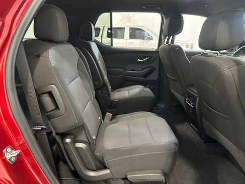 Certified 2023 Chevrolet Traverse LT image 33