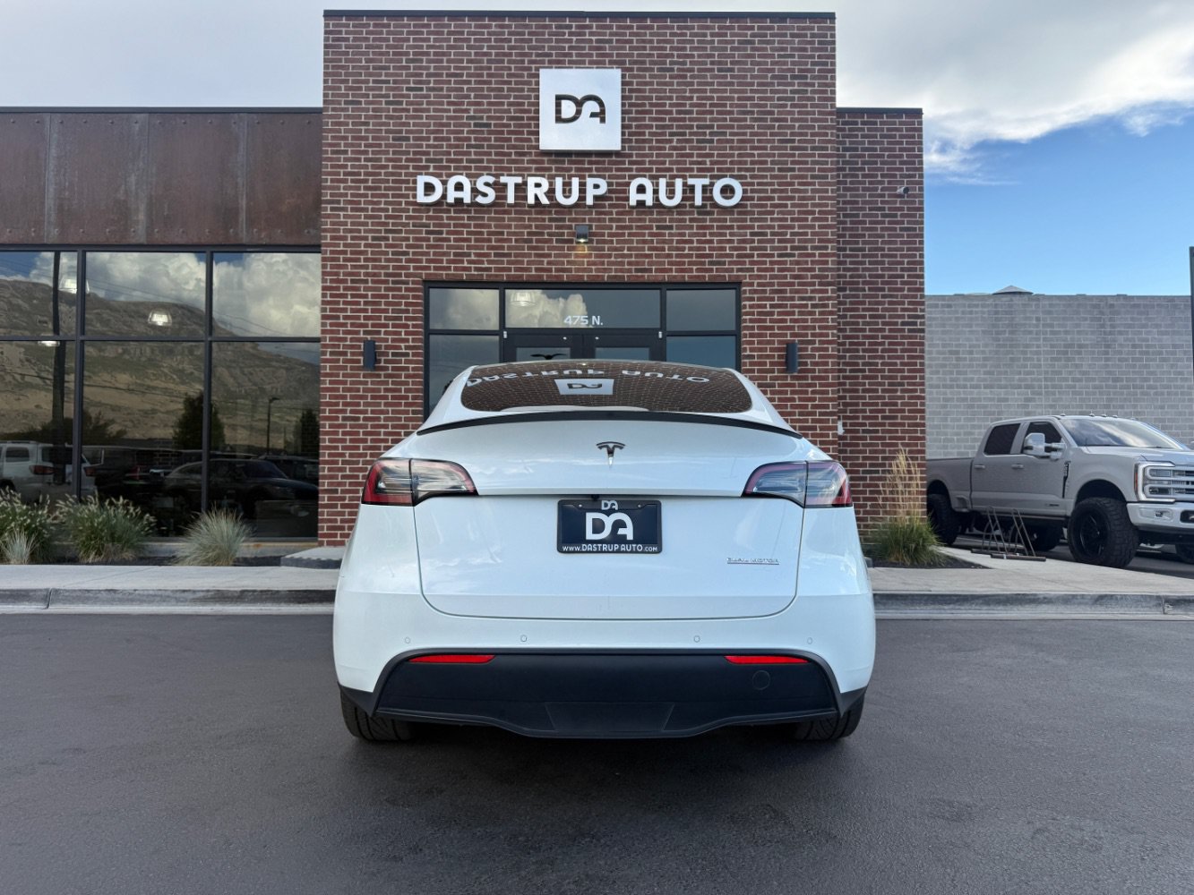 Used 2022 Tesla Model Y Performance AWD/4WD image 4