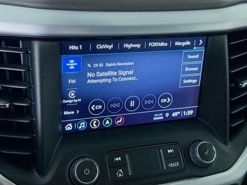 Used 2023 GMC Acadia SLE w/ Driver Convenience Package FWD image 6