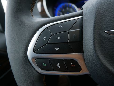 Used 2022 Chrysler Pacifica Pinnacle image 29