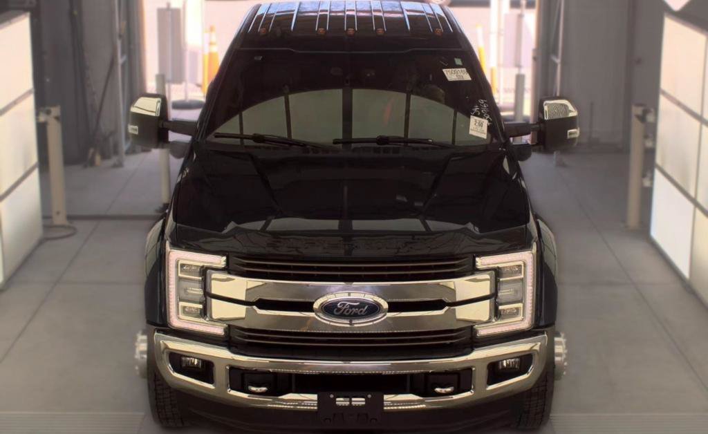 Used 2019 Ford F450 King Ranch w/ Chrome Package AWD/4WD image 2
