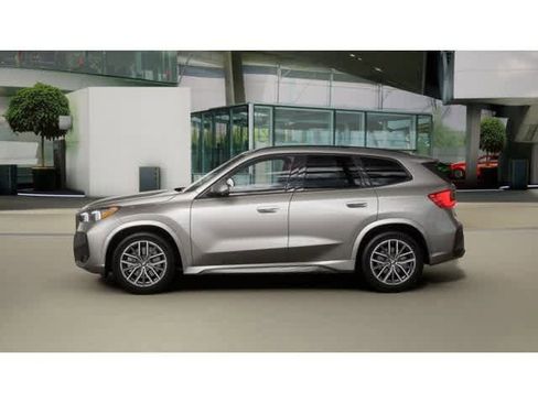 New 2026 BMW X1 xDrive28i w/ Technology Package image 4