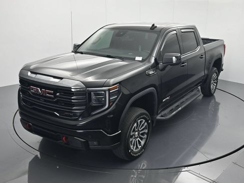Used 2023 GMC Sierra 1500 AT4 AWD/4WD image 30