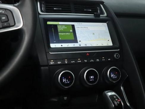 Used 2020 Jaguar E-PACE image 23