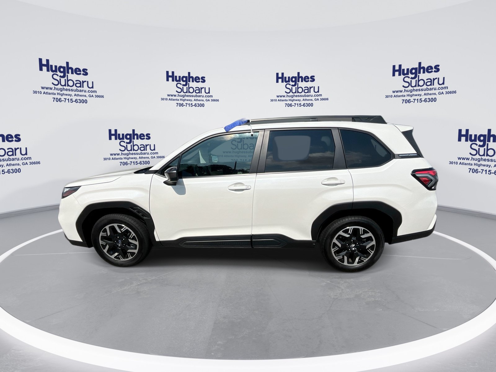 Certified 2025 Subaru Forester Premium AWD/4WD image 1