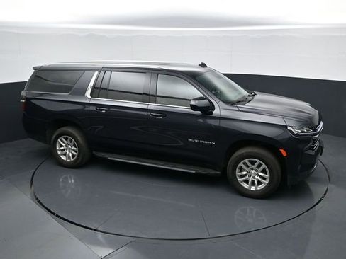 Used 2024 Chevrolet Suburban LT AWD/4WD image 28