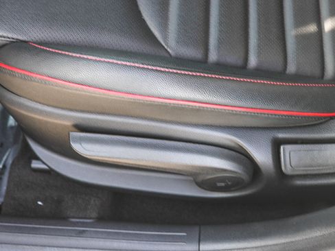 Used 2022 Kia Forte GT image 22