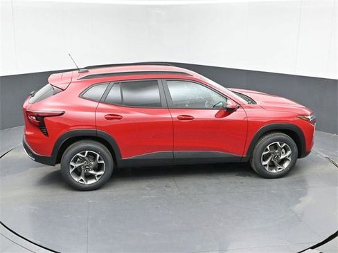 New 2026 Chevrolet Trax LT w/ Driver Confidence Package image 39