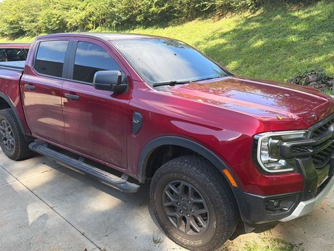 Used 2025 Ford Ranger XLT w/ Equipment Group 301A High AWD/4WD image 2