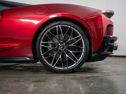 Used 2023 McLaren GT image 13