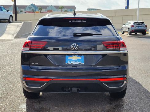 Used 2023 Volkswagen Atlas Cross Sport SE FWD image 4
