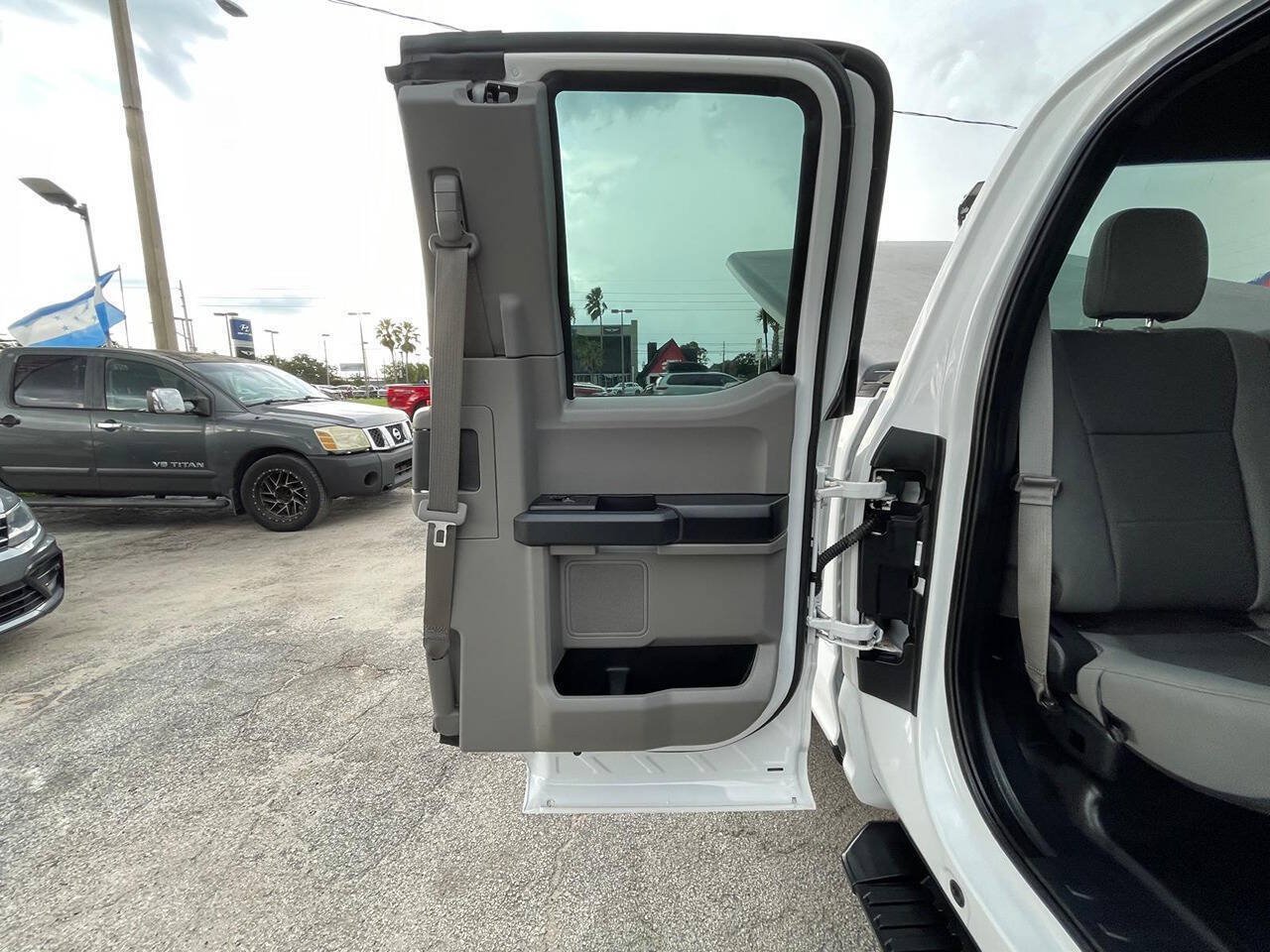 Used 2020 Ford F150 XL w/ XL Power Equipment Group AWD/4WD image 16