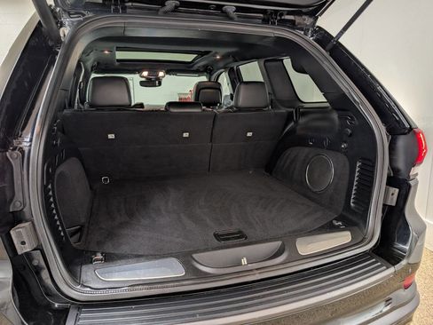 Used 2019 Jeep Grand Cherokee High Altitude AWD/4WD image 18