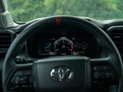 Used 2022 Toyota Tundra TRD Pro image 11