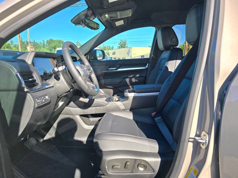 New 2026 GMC Terrain Elevation w/ Elevation Premium Package image 16