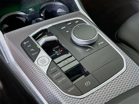 Used 2025 BMW M340i image 22