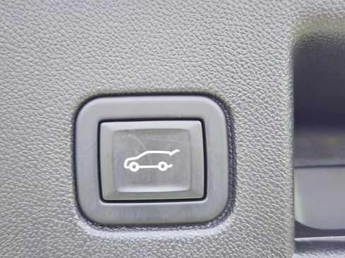 Certified 2024 Chevrolet Equinox LT AWD/4WD image 16