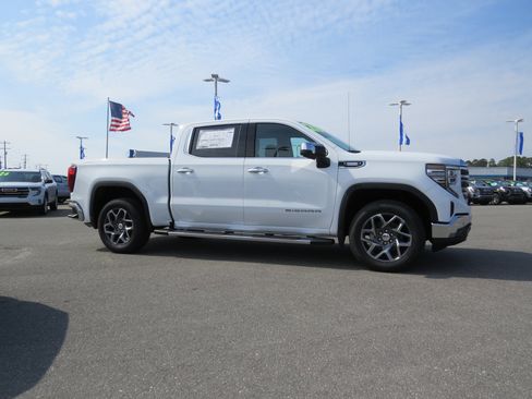 New 2026 GMC Sierra 1500 SLT w/ SLT Premium Plus Package image 28