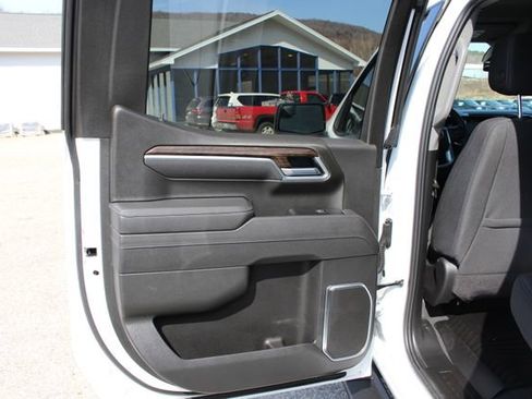 Used 2025 GMC Sierra 1500 Elevation w/ Preferred Package image 36