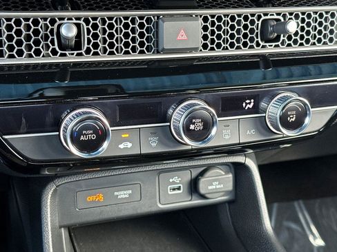 Certified 2024 Honda Civic Sport image 19