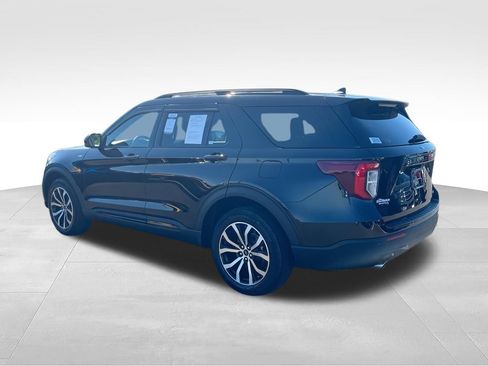 Used 2022 Ford Explorer ST-Line AWD/4WD image 6