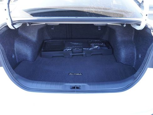 Used 2025 Nissan Altima 2.5 SR image 8