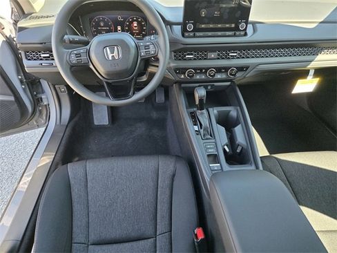 New 2025 Honda Accord SE image 21