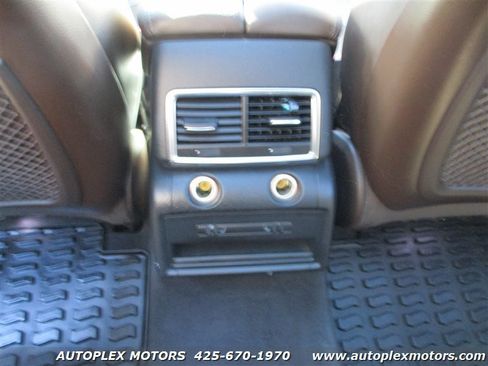 Used 2010 Audi Q7 TDI Premium Plus image 32