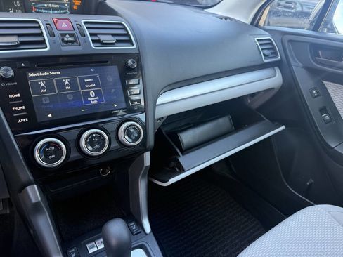 Used 2018 Subaru Forester 2.5i Premium image 11