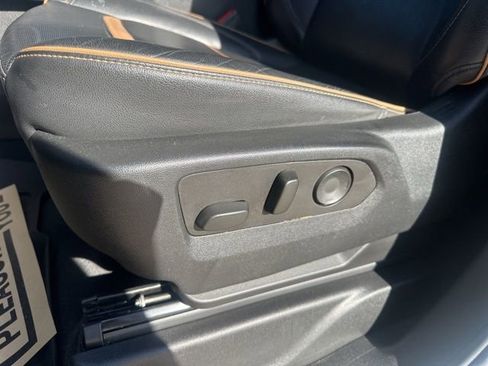 Used 2022 GMC Yukon XL AT4 image 15