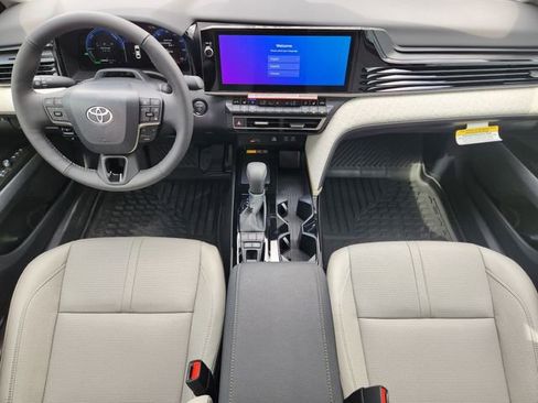 New 2026 Toyota Camry XLE image 18