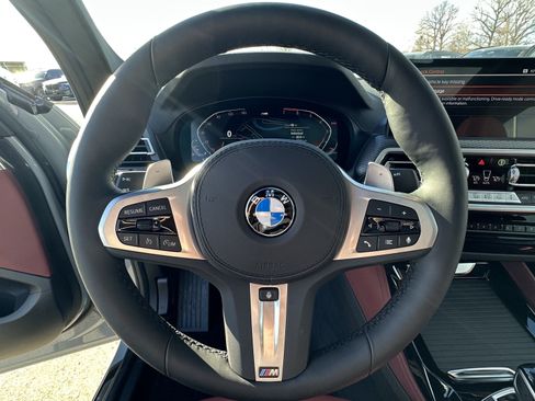Used 2025 BMW X4 xDrive30i w/ Premium Package AWD/4WD image 17
