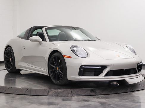 Used 2022 Porsche 911 Targa 4S AWD/4WD image 15